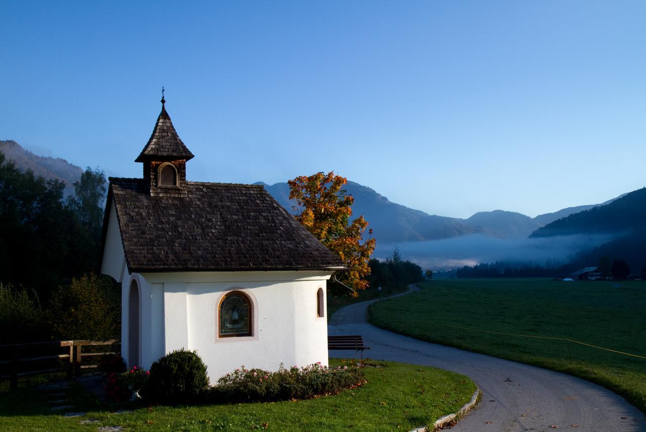 Haus Treffer Hotell Kirchdorf in Tirol Exteriör bild