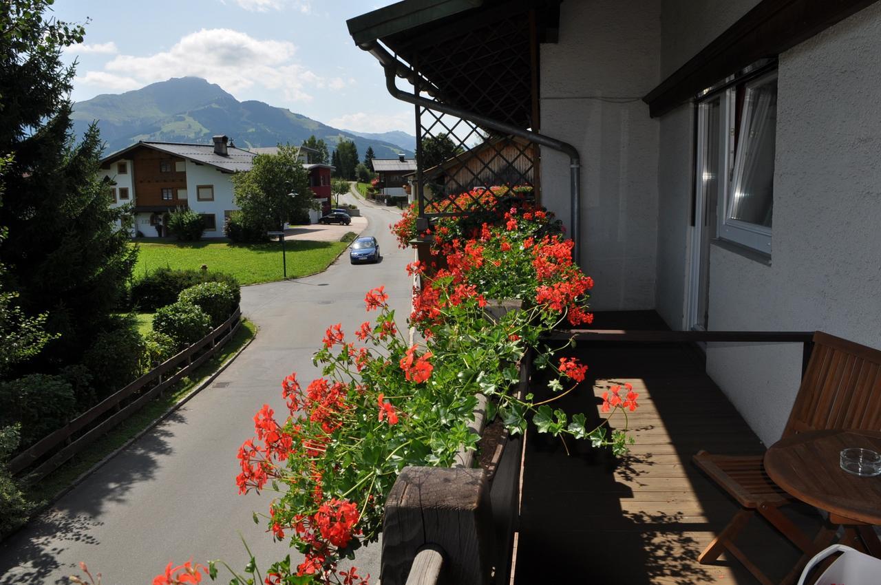 Haus Treffer Hotell Kirchdorf in Tirol Exteriör bild