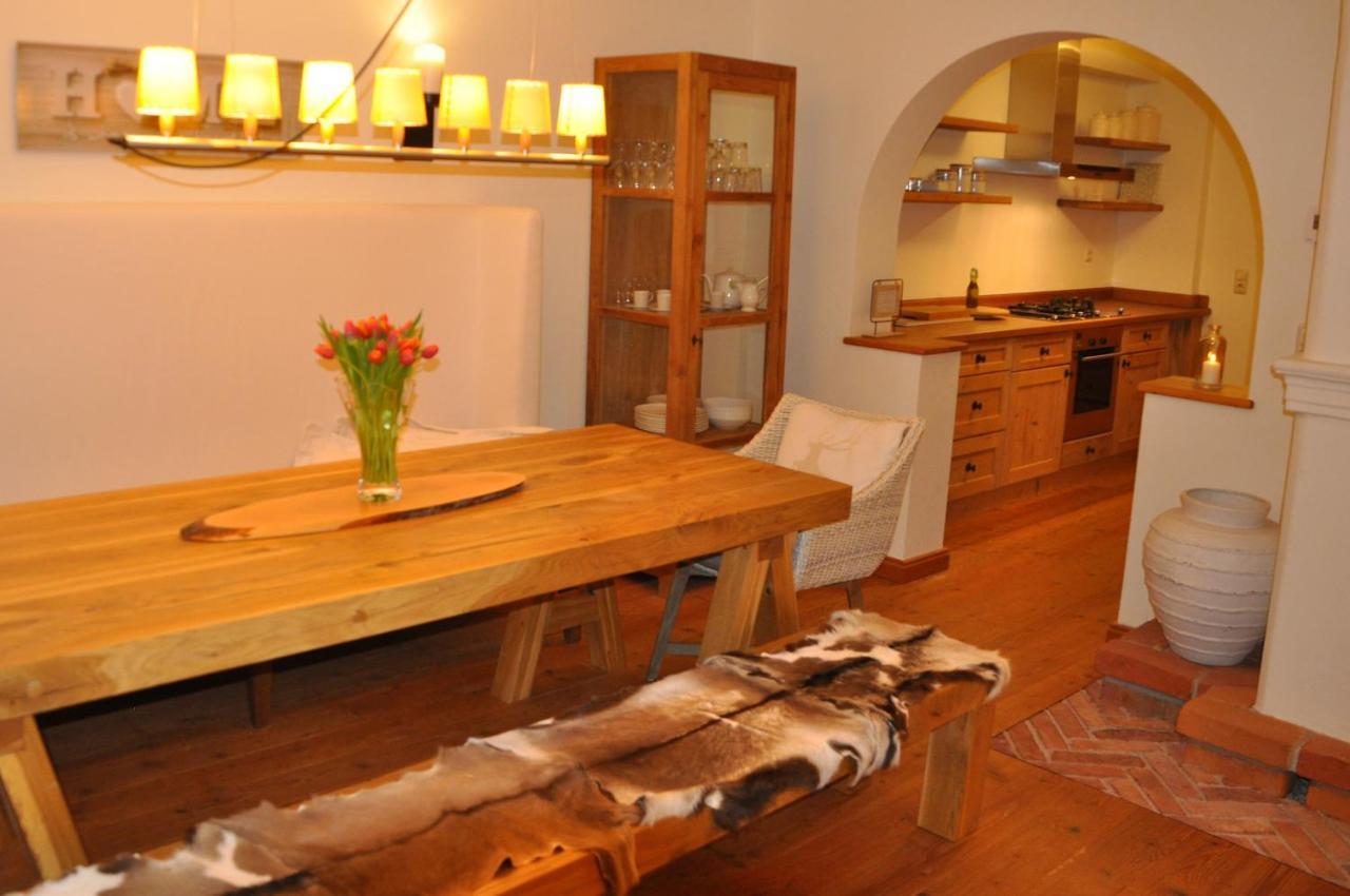 Haus Treffer Hotell Kirchdorf in Tirol Exteriör bild