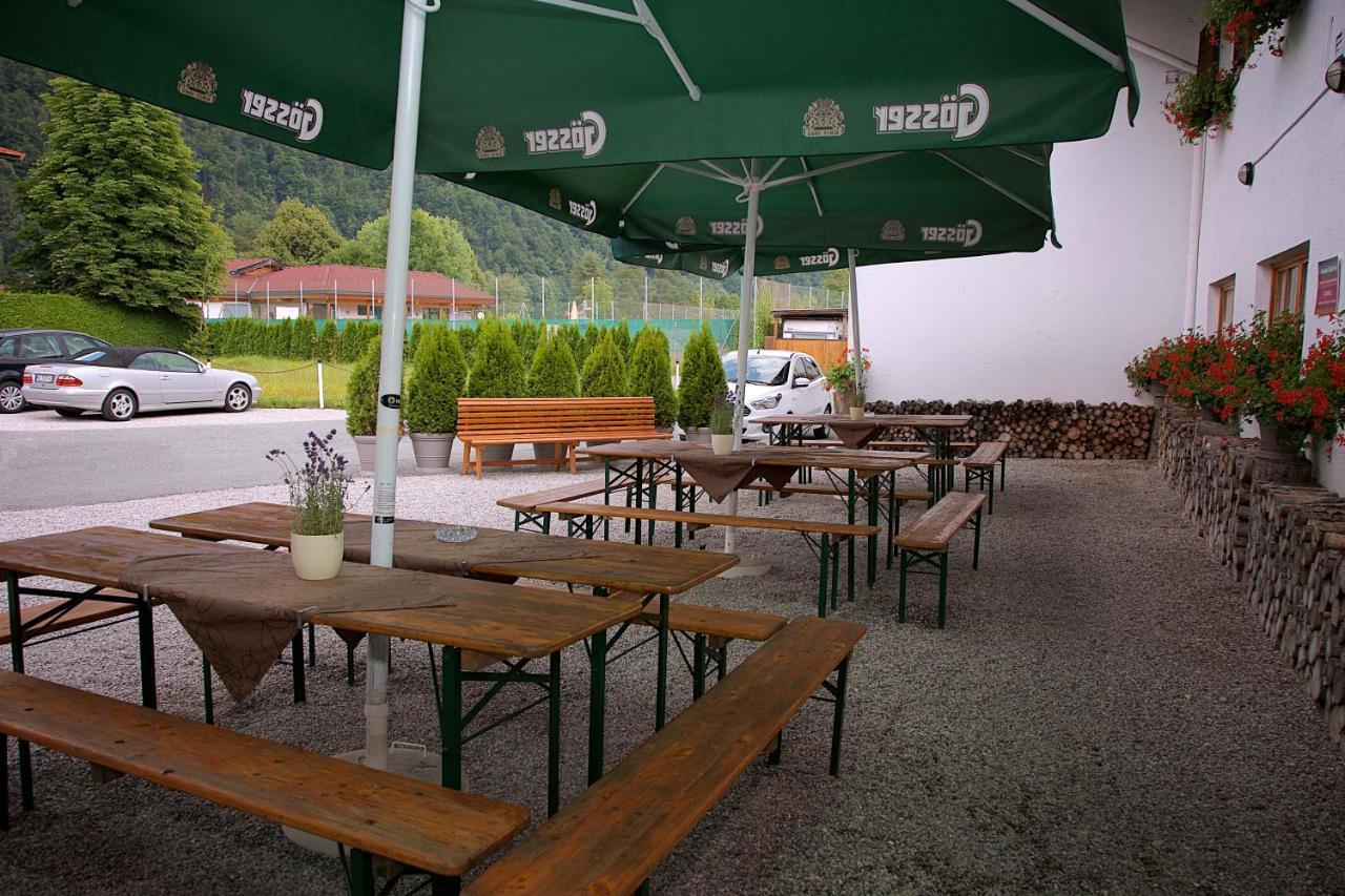 Haus Treffer Hotell Kirchdorf in Tirol Exteriör bild