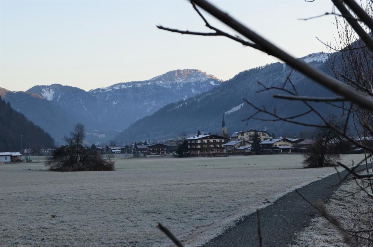 Haus Treffer Hotell Kirchdorf in Tirol Exteriör bild